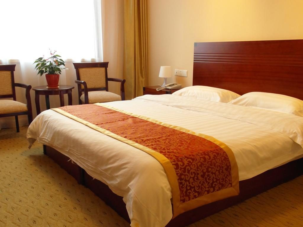 Tianjin Jinma Hotel Номер фото