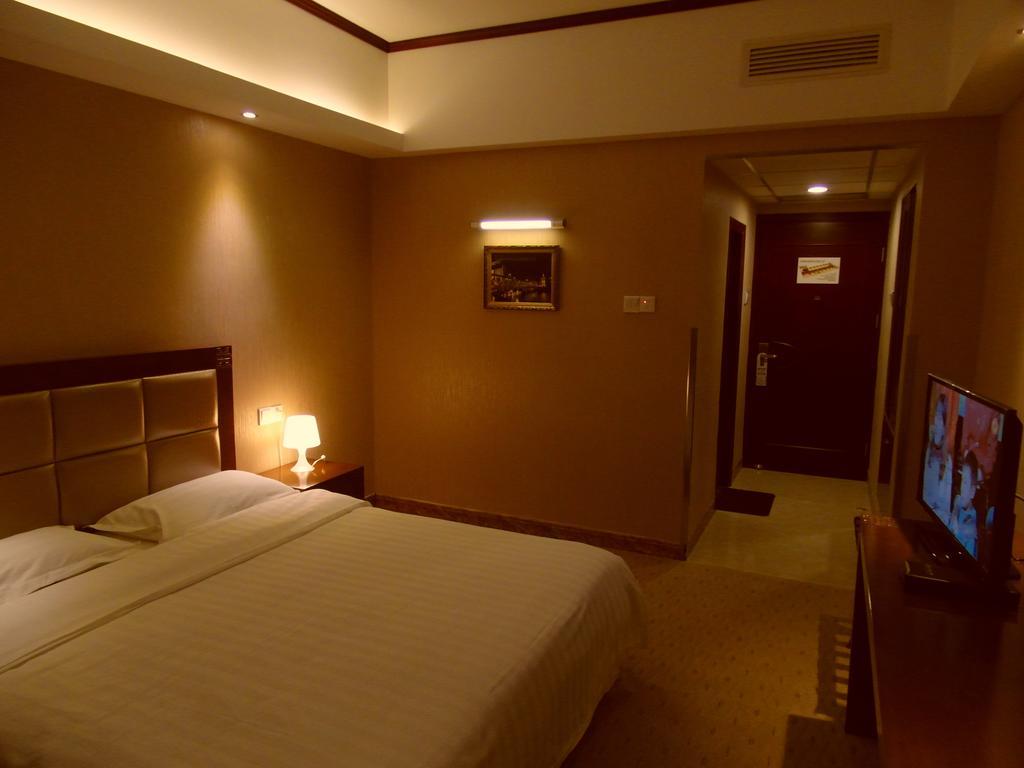 Tianjin Jinma Hotel Екстер'єр фото