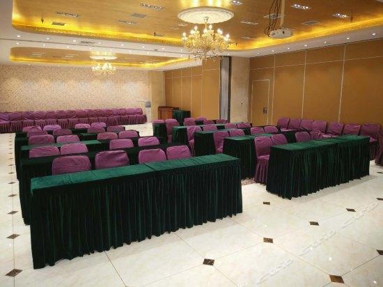 Tianjin Jinma Hotel Екстер'єр фото
